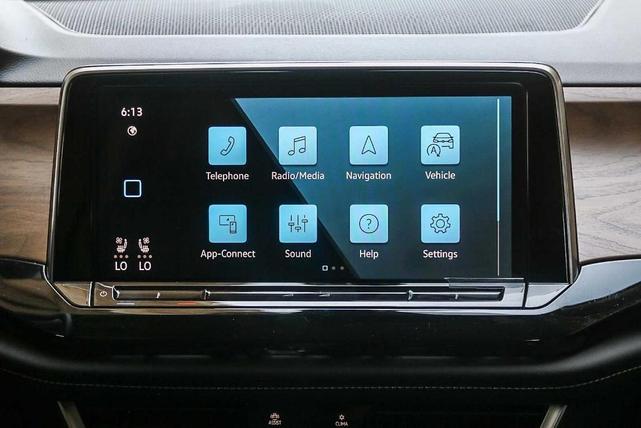 Photo of 2025 Pure Gray Volkswagen Atlas