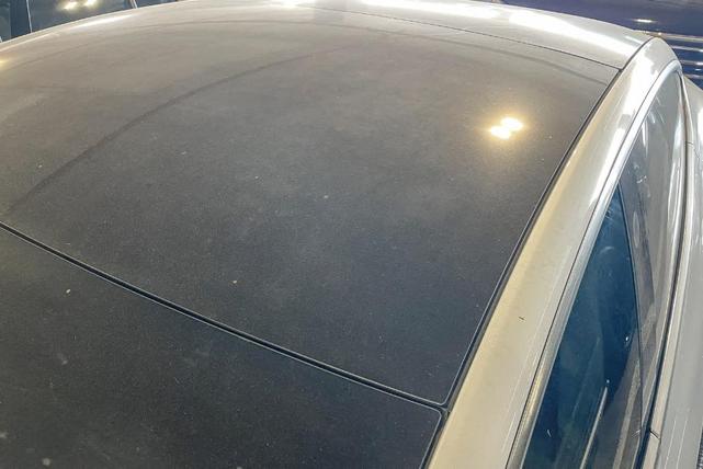 Photo of 2019 White Tesla Model 3