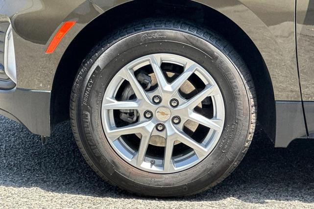 Photo of 2023 Harvest Bronze Metallic Chevrolet Equinox