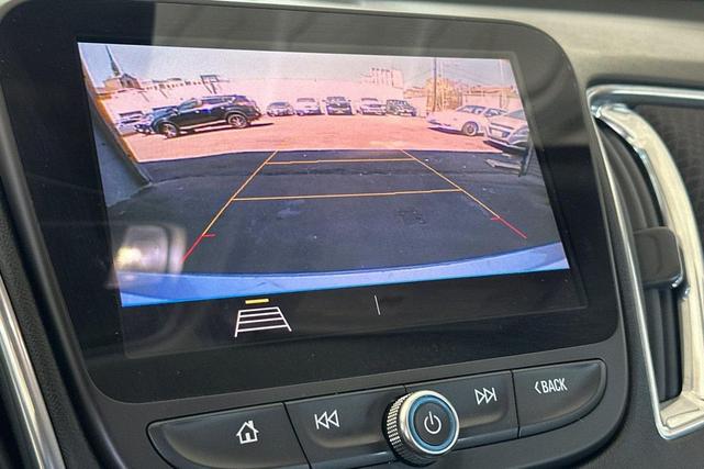 Photo of 2019 Silver Ice Metallic Chevrolet Malibu
