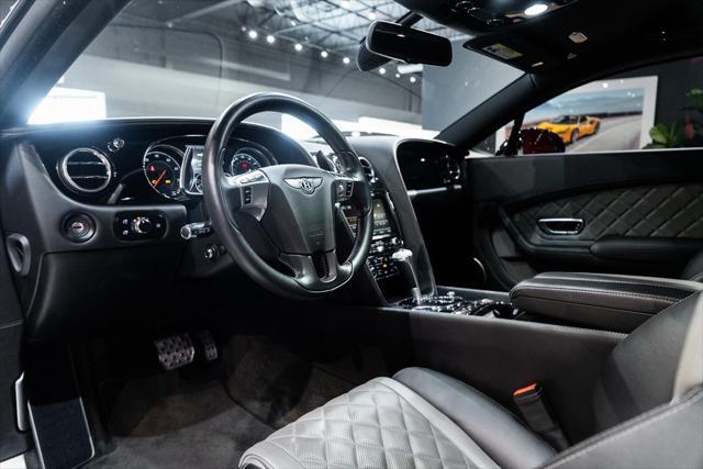 Photo of 2017 Anthracite Metallic Bentley Continental GT