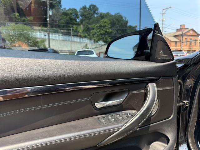 Photo of 2016 Black BMW M4