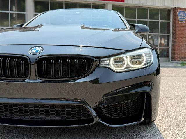 Photo of 2016 Black BMW M4