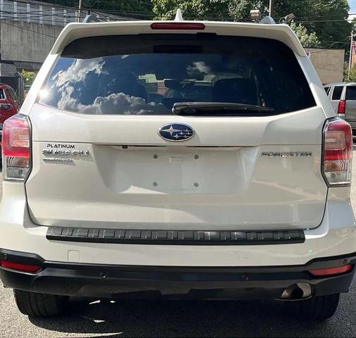 Photo of 2018 Crystal White Pearl Subaru Forester