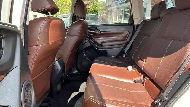 Photo of 2018 Crystal White Pearl Subaru Forester
