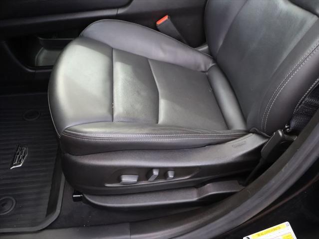 Photo of 2022 Stellar Black Metallic Cadillac XT6