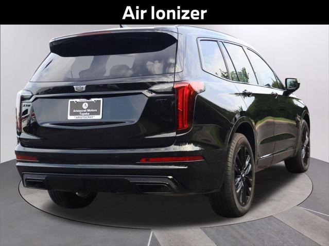 Photo of 2022 Stellar Black Metallic Cadillac XT6