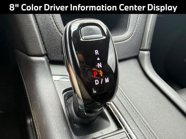 Photo of 2022 Stellar Black Metallic Cadillac XT6