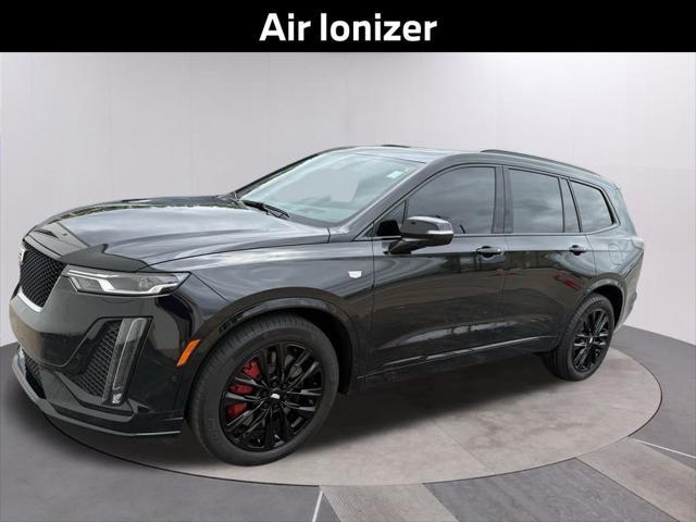 Photo of 2022 Stellar Black Metallic Cadillac XT6