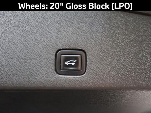Photo of 2022 Stellar Black Metallic Cadillac XT6