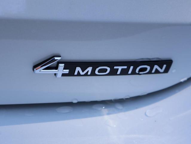Photo of 2025 Opal White Pearl Volkswagen Tiguan