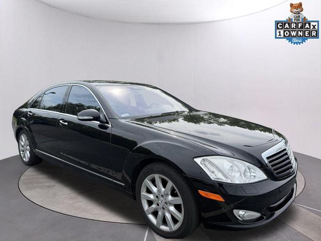 Photo of 2007 Black Mercedes-Benz S-Class