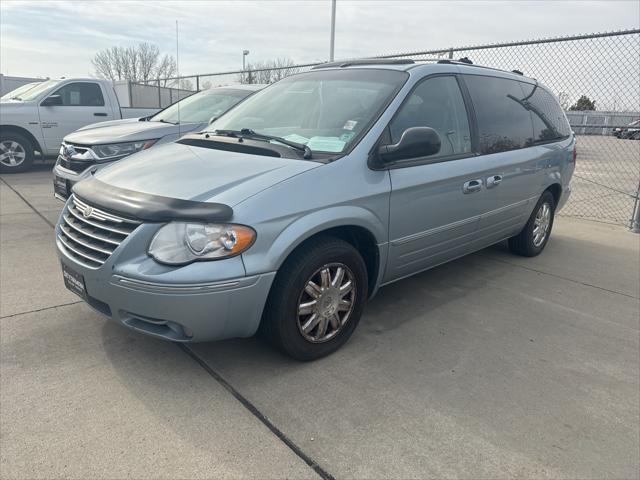 2006 Chrysler Town & Country