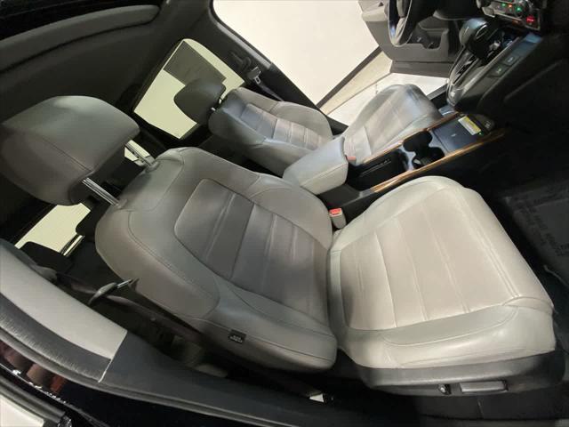 Photo of 2020 Crystal Black Pearl Honda CR-V
