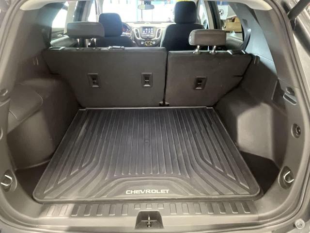 Photo of 2020 Nightfall Gray Metallic Chevrolet Equinox
