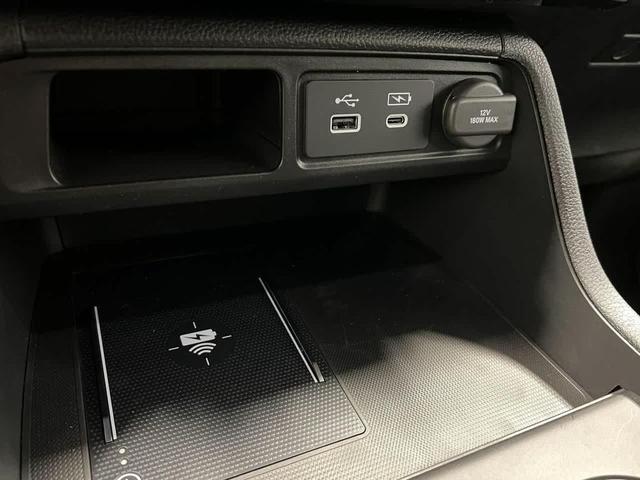 Photo of 2025 Platinum White Pearl Honda Pilot
