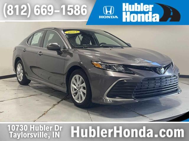 Photo of 2023 Predawn Gray Mica Toyota Camry