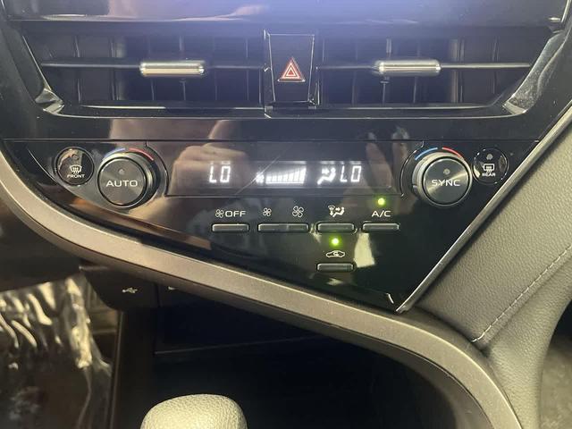 Photo of 2023 Predawn Gray Mica Toyota Camry