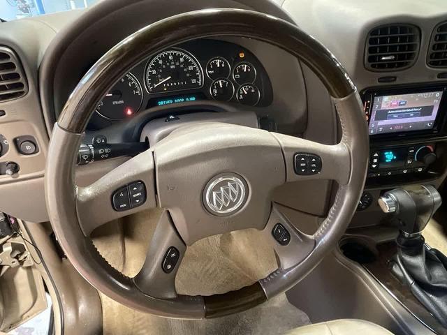 Photo of 2007 Cashmere Metallic Buick Rainier