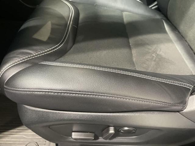 Photo of 2022 Forged Green Metallic Ford Explorer