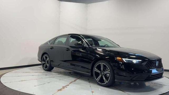 Photo of 2025 Crystal Black Pearl Honda Accord Hybrid