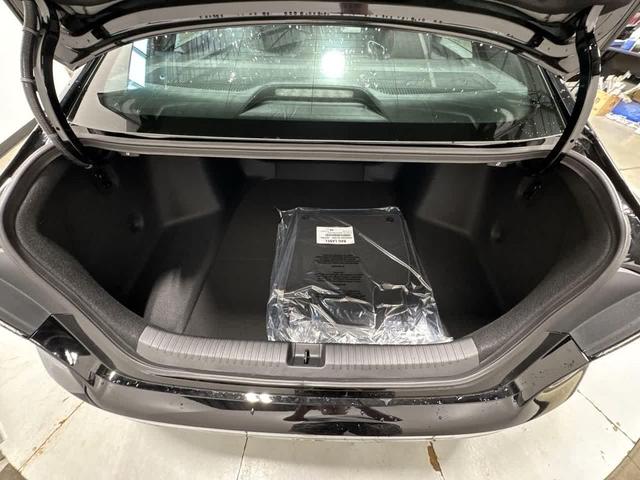 Photo of 2025 Crystal Black Pearl Honda Accord Hybrid