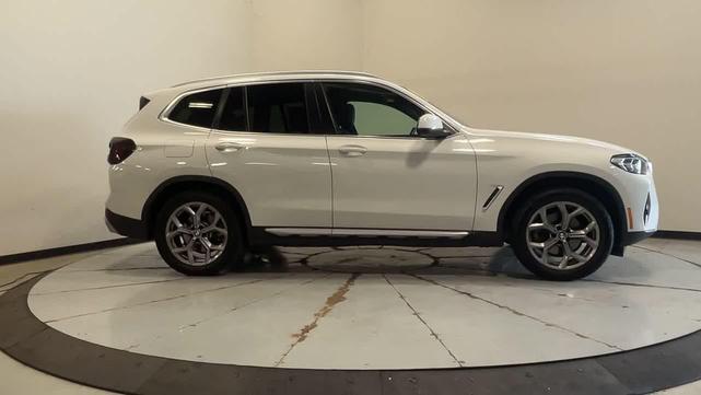 Photo of 2023 WHITE BMW X3