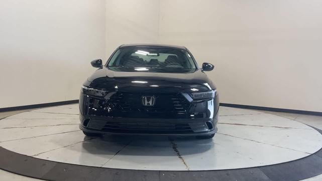 Photo of 2025 Crystal Black Pearl Honda Accord