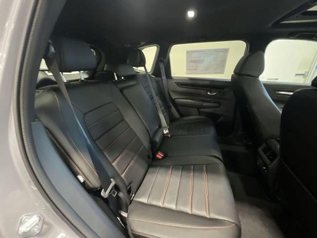 Photo of 2026 Urban Gray Pearl Honda CR-V Hybrid