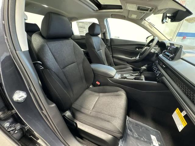 Photo of 2025 Meteorite Gray Metallic Honda Accord
