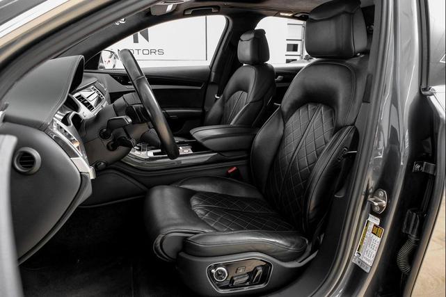 Photo of 2014 Daytona Gray Pearl Audi S8