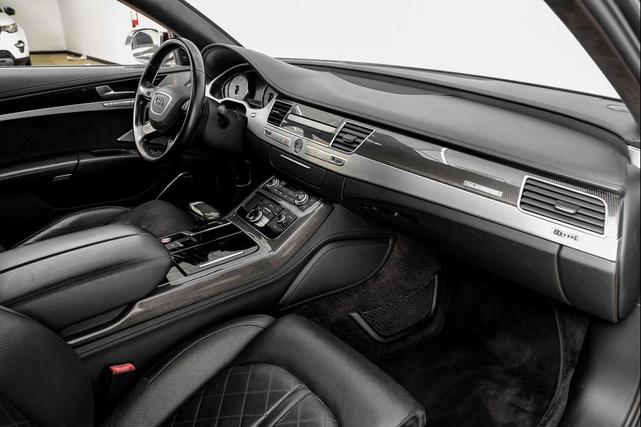 Photo of 2014 Daytona Gray Pearl Audi S8
