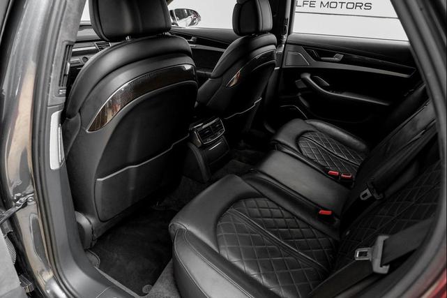Photo of 2014 Daytona Gray Pearl Audi S8