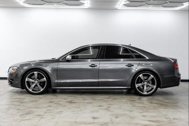 Photo of 2014 Daytona Gray Pearl Audi S8