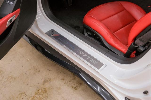 Photo of 2016 Arctic White Chevrolet Corvette