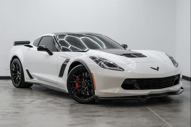 Photo of 2016 Arctic White Chevrolet Corvette