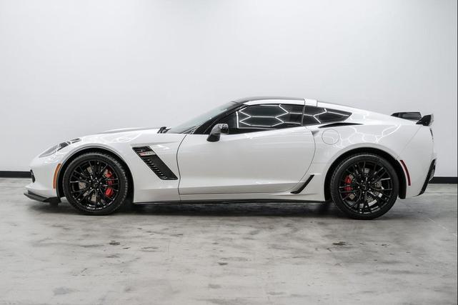 Photo of 2016 Arctic White Chevrolet Corvette