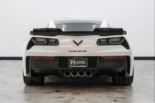 Photo of 2016 Arctic White Chevrolet Corvette