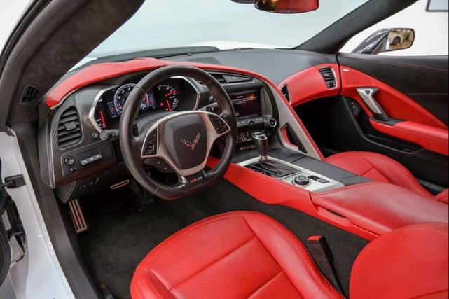 Photo of 2016 Arctic White Chevrolet Corvette