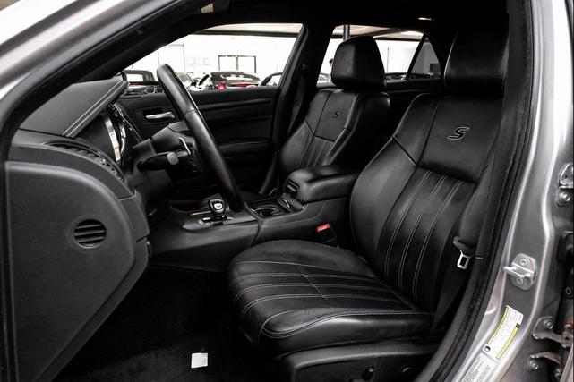 Photo of 2014 Billet Silver Metallic Clearcoat Chrysler 300
