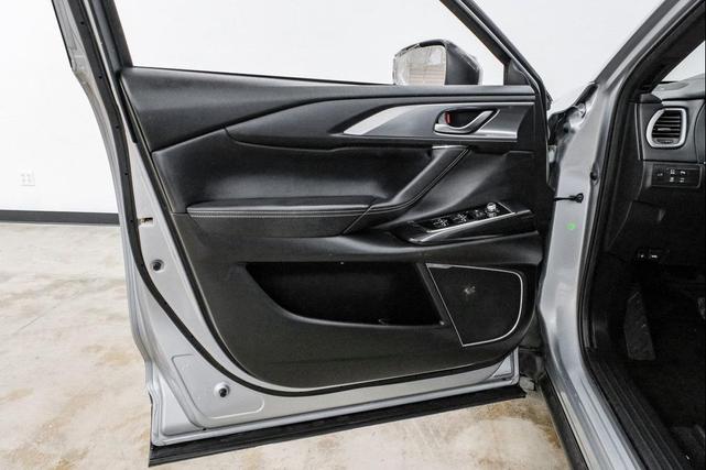 Photo of 2020 Sonic Silver Metallic Mazda CX-9
