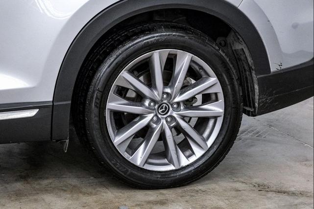 Photo of 2020 Sonic Silver Metallic Mazda CX-9