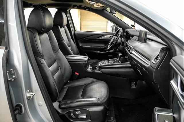 Photo of 2020 Sonic Silver Metallic Mazda CX-9