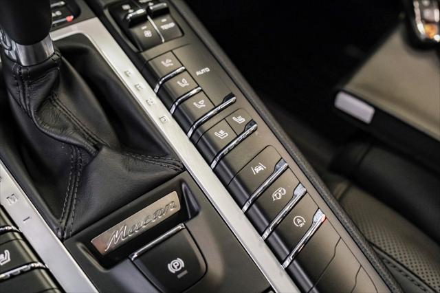 Photo of 2021 White Porsche Macan