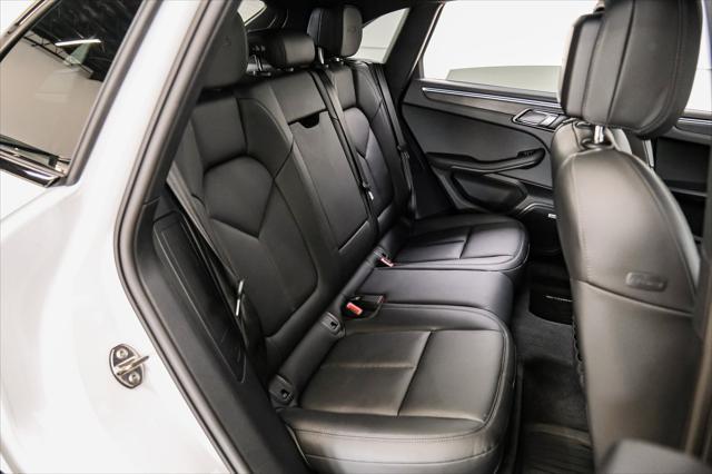 Photo of 2021 White Porsche Macan
