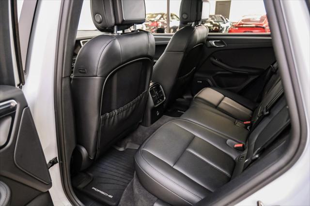 Photo of 2021 White Porsche Macan