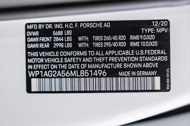 Photo of 2021 White Porsche Macan