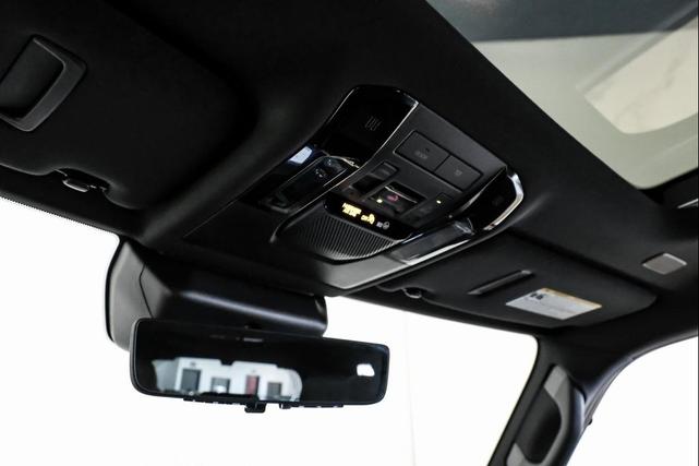 Photo of 2025 Black Lexus GX 550