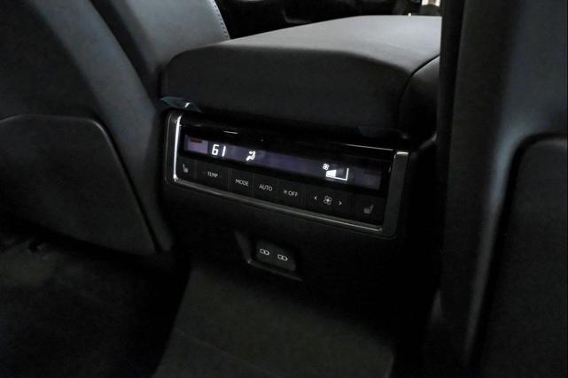 Photo of 2025 Black Lexus GX 550