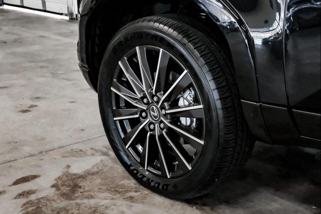 Photo of 2025 Black Lexus GX 550